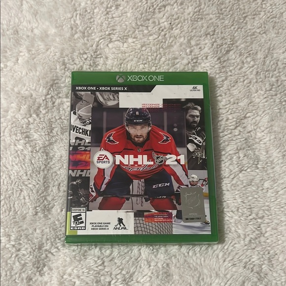NHL 21 Xbox One Game - Picture 1 of 2